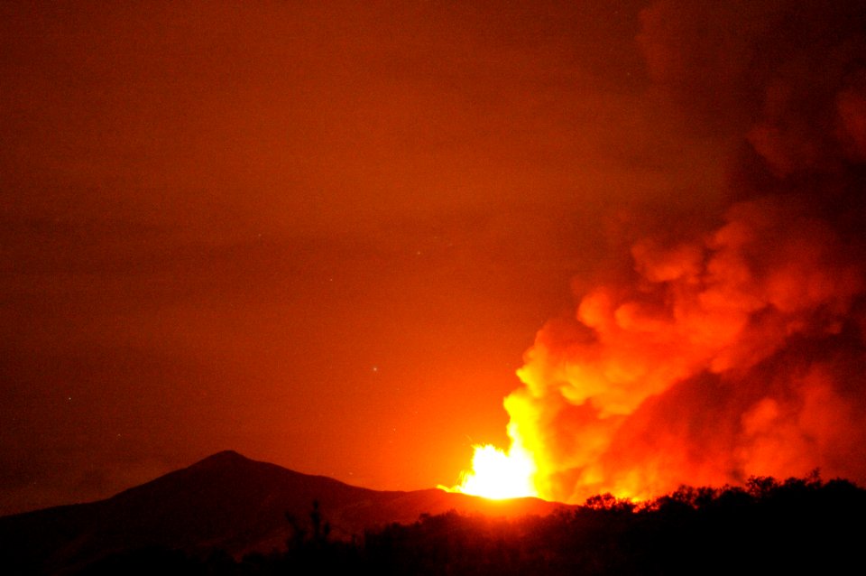 Etna Volcano Paroxysmal Eruption July 30 2011 - Creative Commons by gnuckx