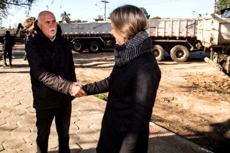 04.09.2019 - Prefeita Paula Mascarenhas e o vice Idemar Barz dão início ao mutirão de limpeza  no Barro Duro - Foto: Gustavo Vara
