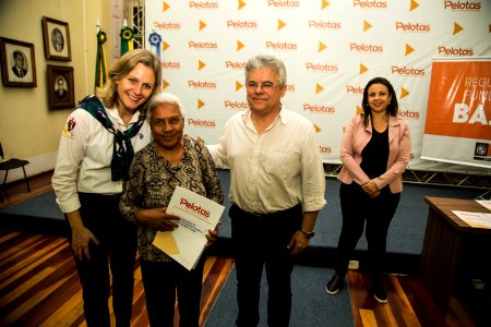 29.08.2019 - Prefeita Paula Mascarenhas realiza a entrega da regularização fundiária do Quarteirão Fragata - Foto: Gustavo Vara