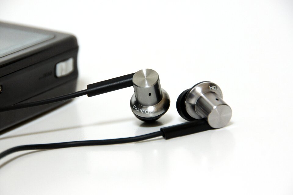 Xiao us hybrid listening to music receiver