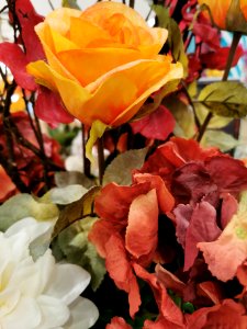 ARTIFICIAL FLOWER