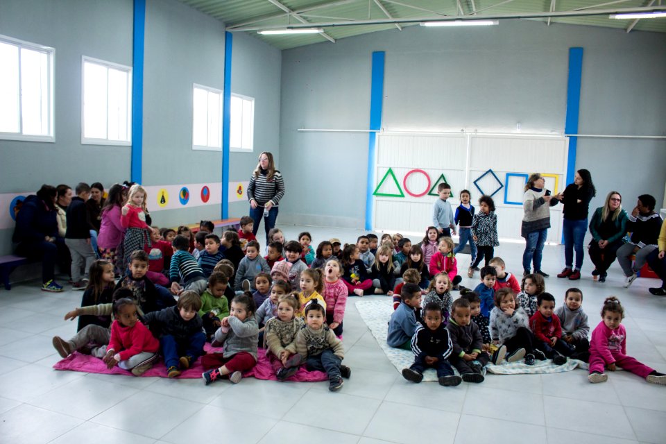 15.08.2019   Entrega de doação de livros do Colégio São José - Fotos Igor Sobral