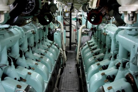 Submarino O'Brien, sala de motores