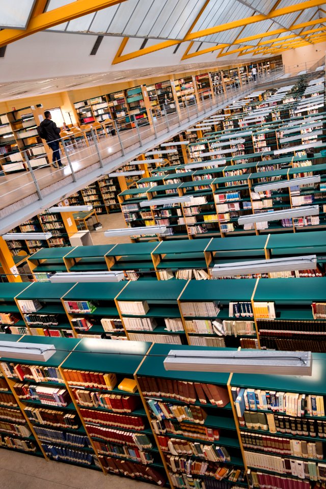 Biblioteca de la Facultad de Derecho USAL