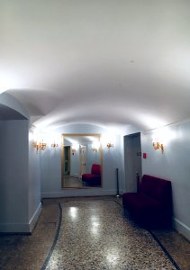 Corner with Mirror -  Bolshoi