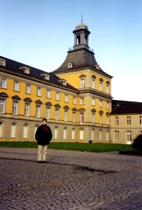 En la Rheinische Friedrich-Wilhelms-Universität (Universidad de Bonn) photo