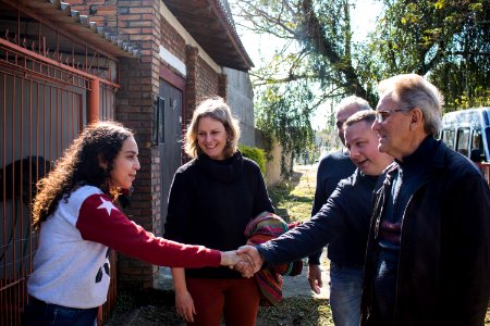 18.07.2019 - Prefeita Paula Mascarenhas realiza caminhada para entrega da rua Francisco Simões no Fragata - Foto Michel Corvello