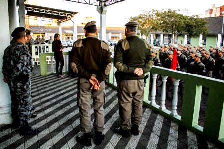 17.07.2019 - Prefeita Paula Mascarenas recebe homenagem dos soldados do 4º BPM - Foto Michel Corvello