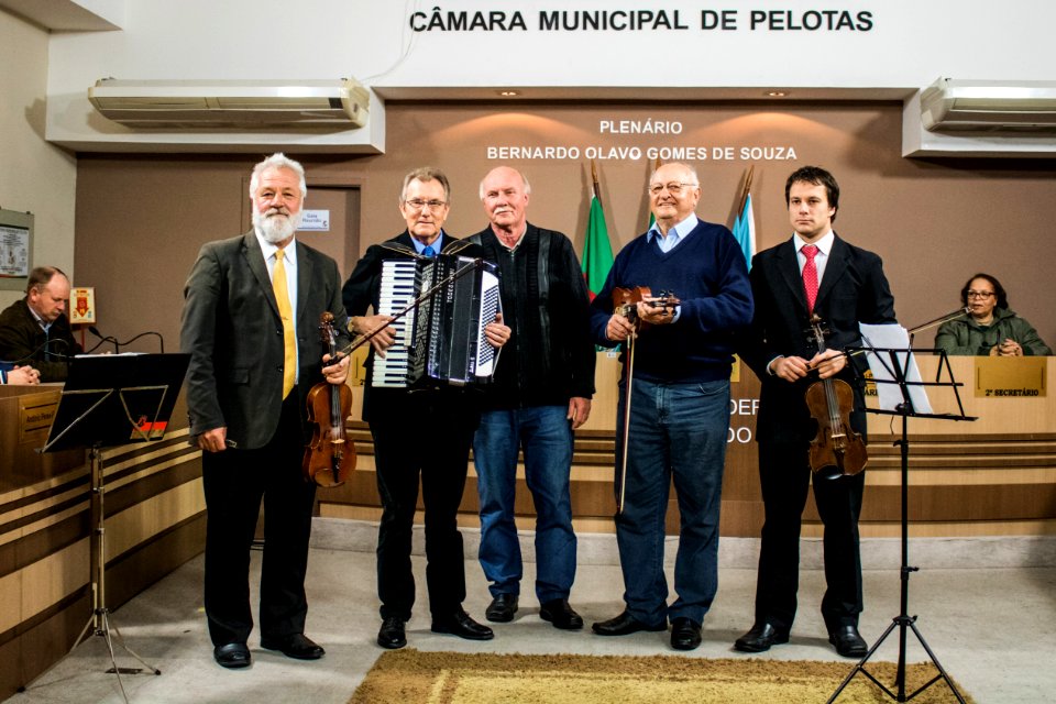 24.07.2019 - Prefeito em exercício Idemar Barz prestigia Sessão Solene em comemoração ao dia do Colono e da Imigração alemã - Foto Michel Corvello