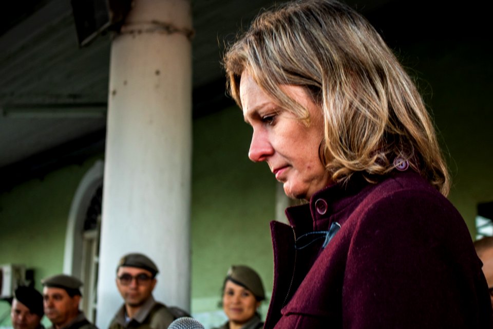 17.07.2019 - Prefeita Paula Mascarenas recebe homenagem dos soldados do 4º BPM - Foto Michel Corvello