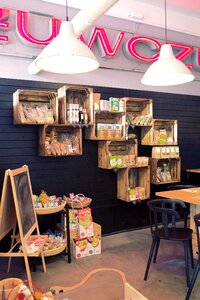 Restaurant design wooden boxes