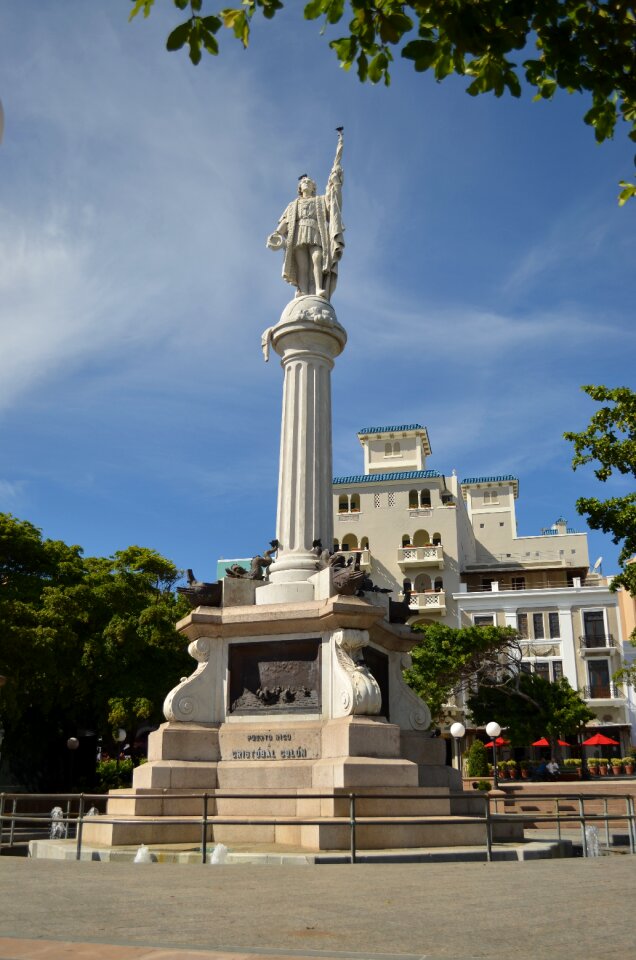 San juan puerto rico colon statue