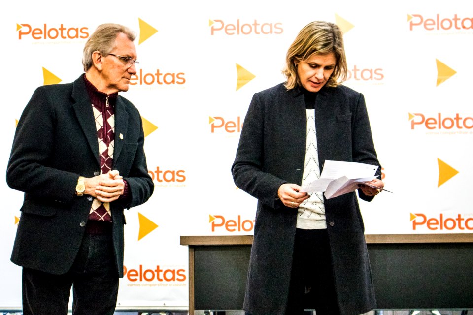 04.07.2019 - Prefeita Paula Mascarenhas recebe alunos do 4º ano do Colégio São José, para entrega de cartas do projeto “Cartas à Prefeita”  - Foto Michel Corvello