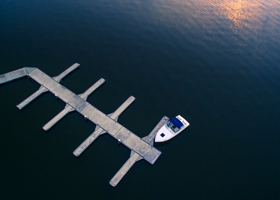 Sea port lake