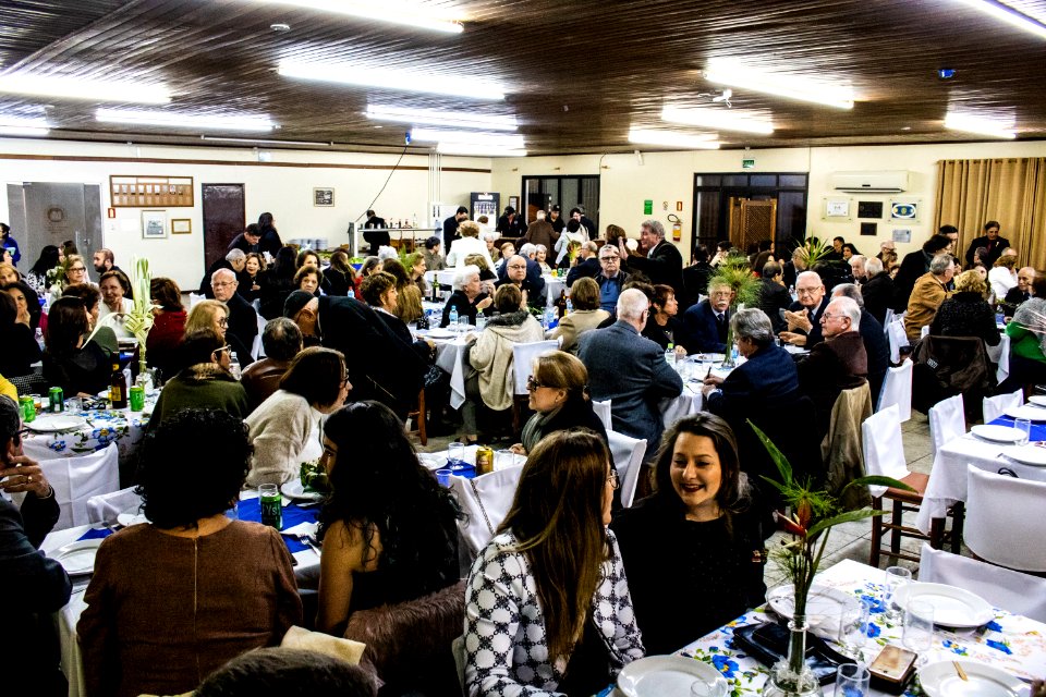 01.07.2019 - Prefeita Paula Mascarenhas prestigia posse conjunta dos Rotarys - Foto Michel Corvello