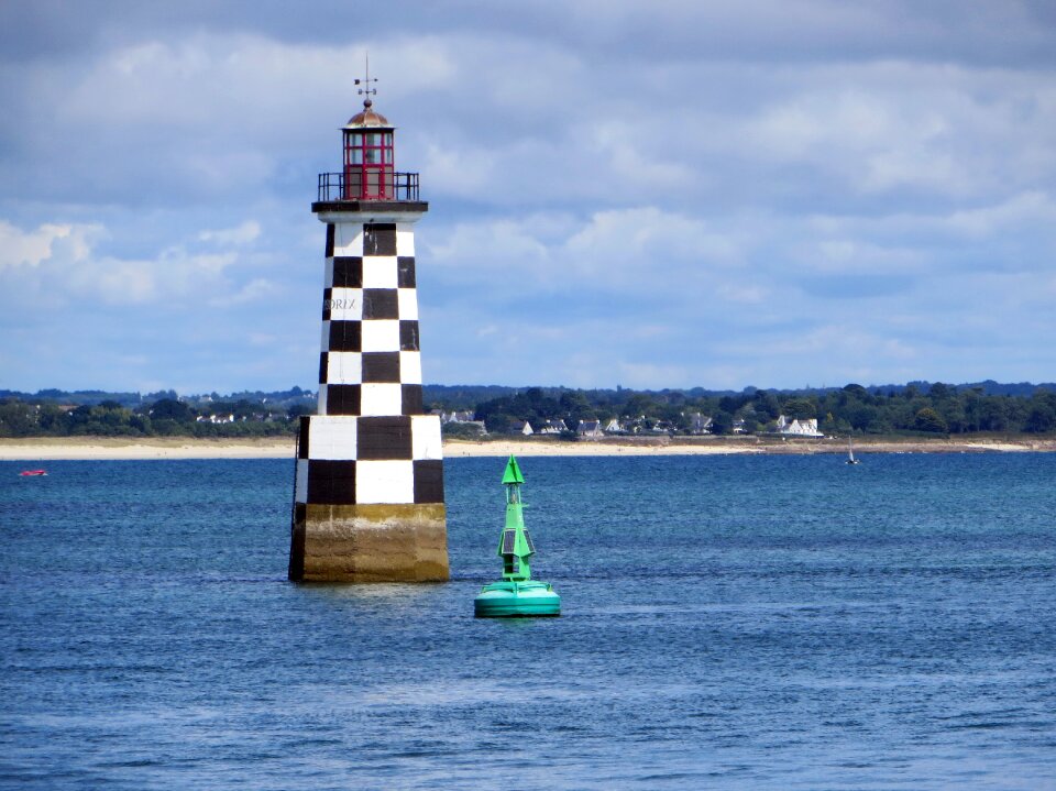 Seaside channel signal