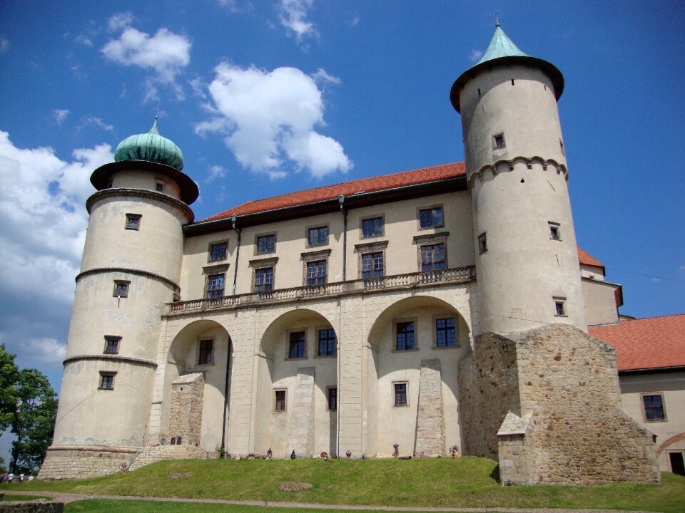 The museum monument architecture