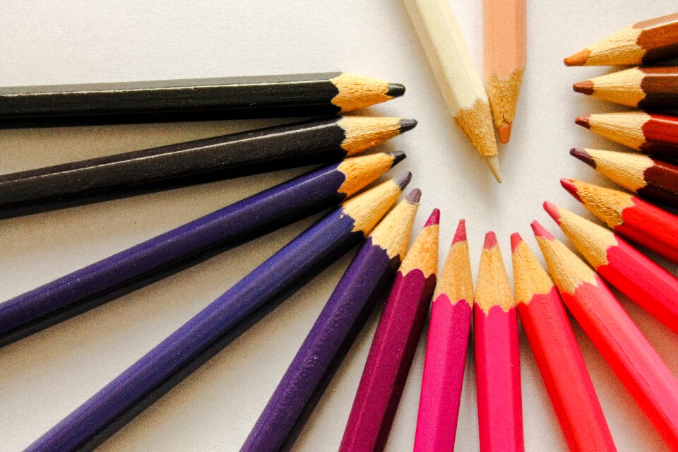 To color white beige