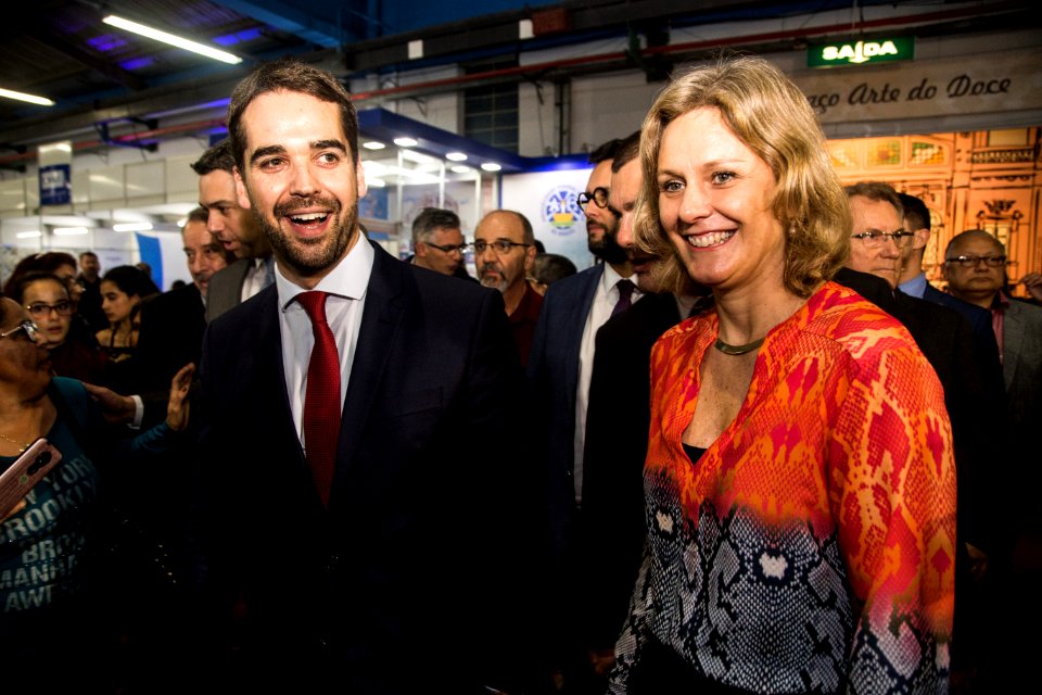 13.06.2019 - Prefeita Paula Mascarenhas e o Governador Eduardo Leite no lançamento das obras de drenagem da rua Gomes Carneiro na Fenadoce - Foto: Gustavo Vara
