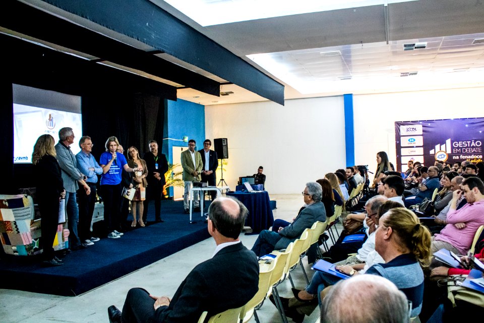 14.06.2019 - Prefeita Paula Mascarenhas prestigia fórum de Desburocratização e lançamento do novo sistema de alvará online - Foto Michel Corvello