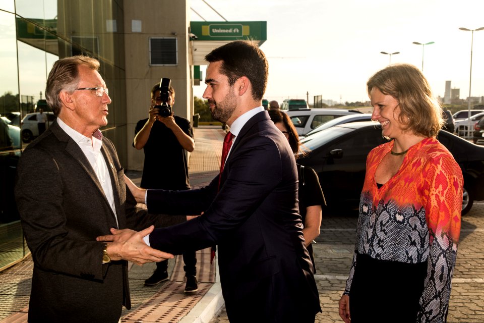 13.06.2019 - Prefeita Paula Mascarenhas e o Governador do Rio Grande do Sul, Eduardo Leite na chegada ao evento de inauguração do novo Hospital da Unimed Pelotas - Foto: Gustavo Vara
