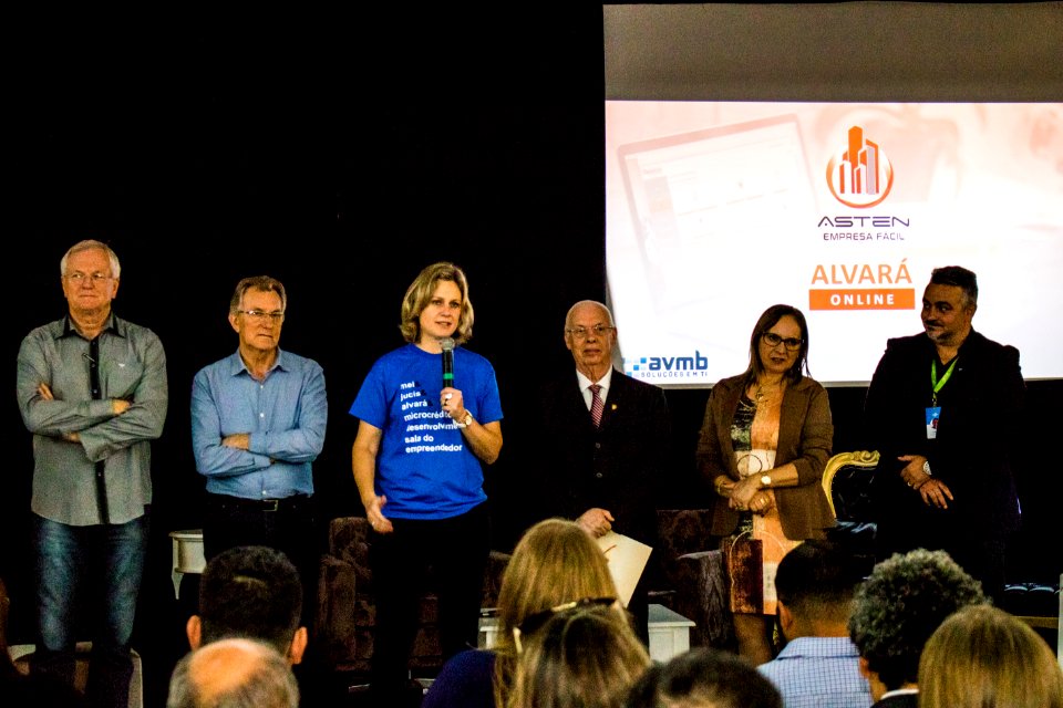 14.06.2019 - Prefeita Paula Mascarenhas prestigia fórum de Desburocratização e lançamento do novo sistema de alvará online - Foto Michel Corvello