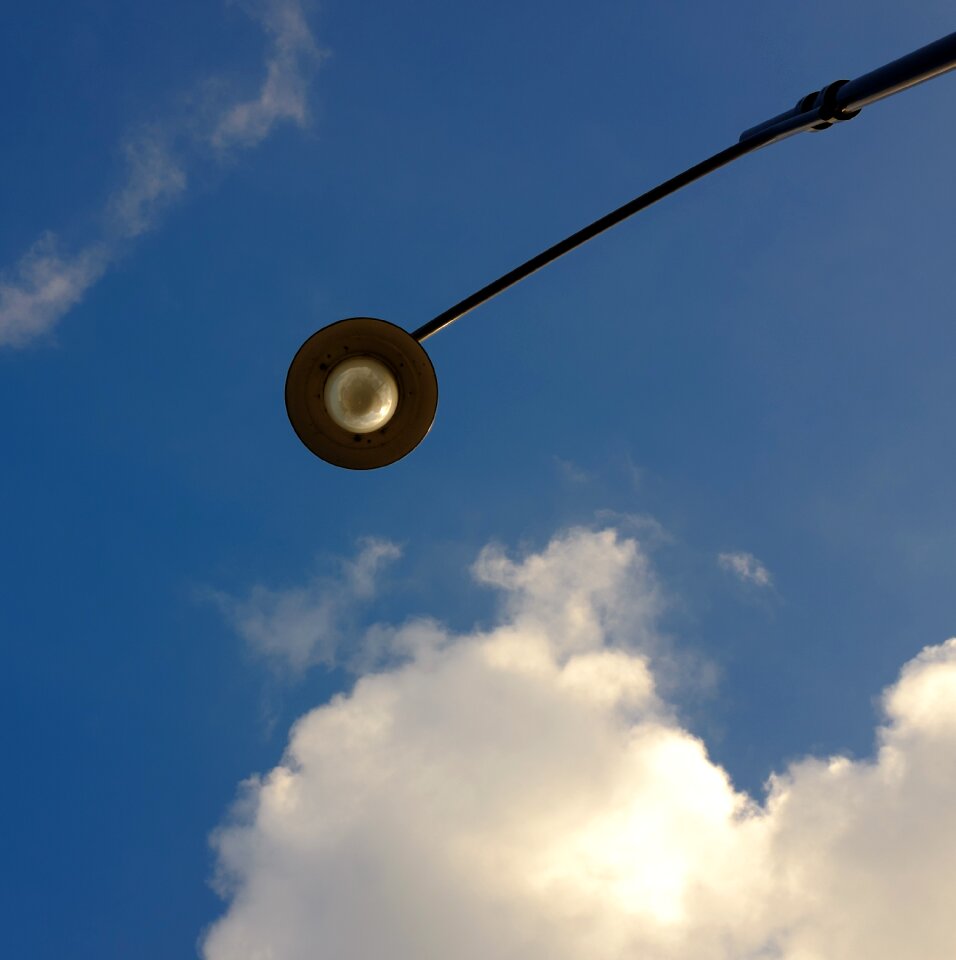 Sky clouds bulb photo