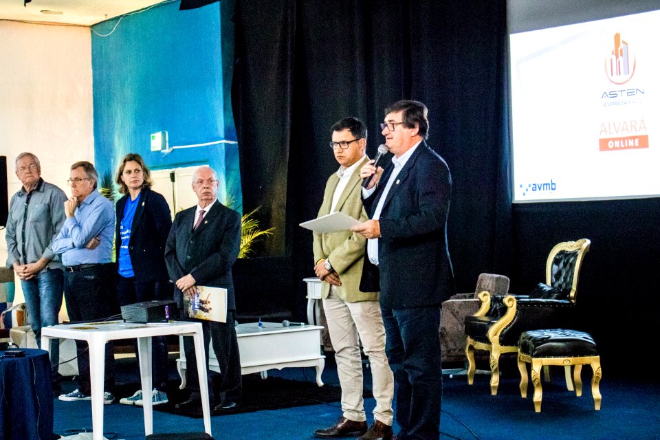 14.06.2019 - Prefeita Paula Mascarenhas prestigia fórum de Desburocratização e lançamento do novo sistema de alvará online - Foto Michel Corvello