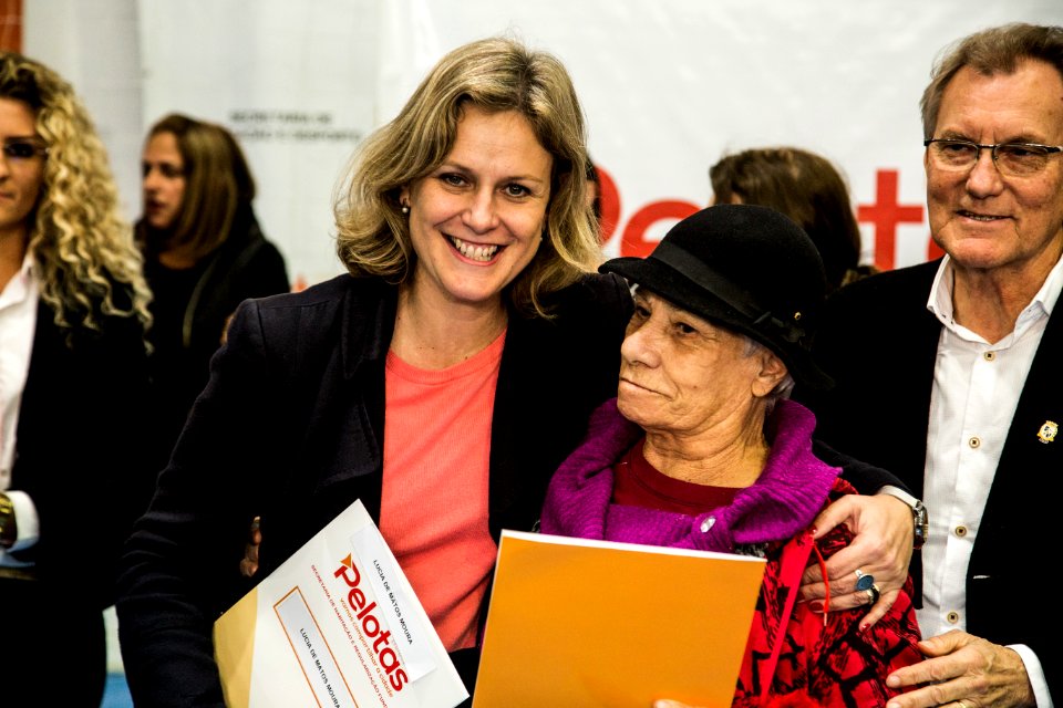 01.06.2019 - Entrega de contratos de regularização fundiária da Balsa - Foto: Gustavo Vara