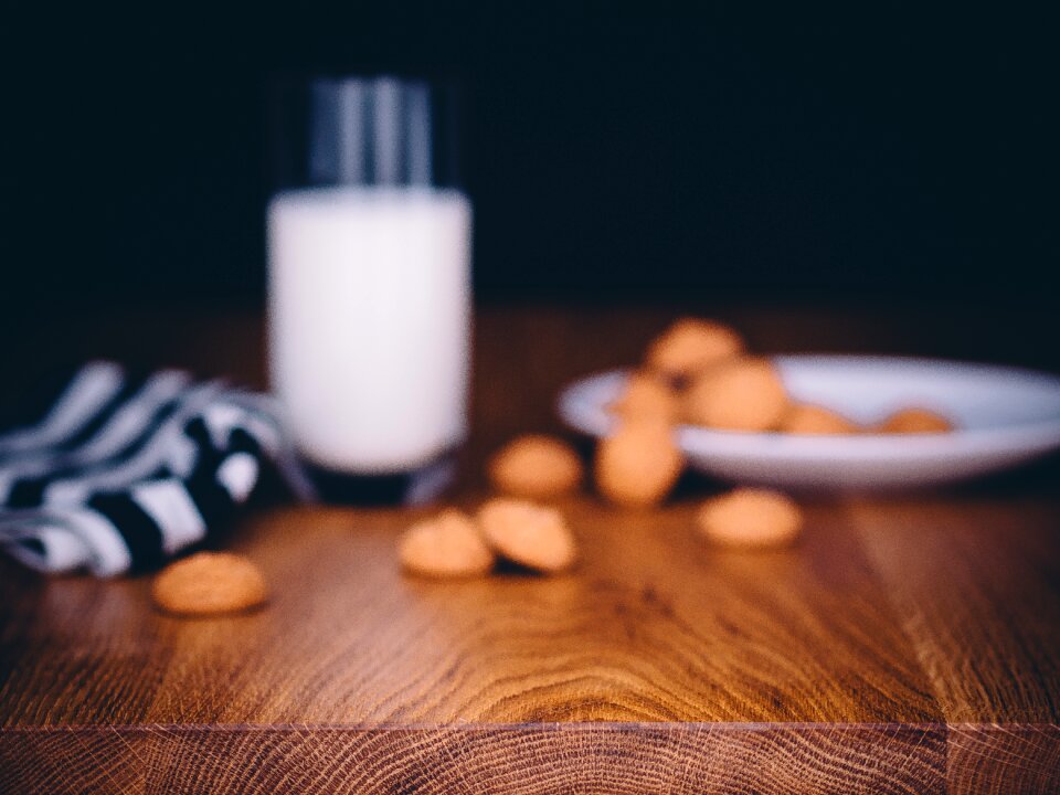 Beverage milk glass