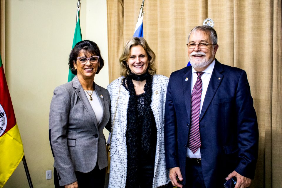 31.05.2019 - Prefeita Paula Mascarenhas e o vice Idemar Barz prestigiam reunião Festiva Conjunta dos Rotary Club Pelotas, Oeste e Suleste com entrega de instrumentos à Orquestra Estudantil Municipal - Foto Michel Corvello