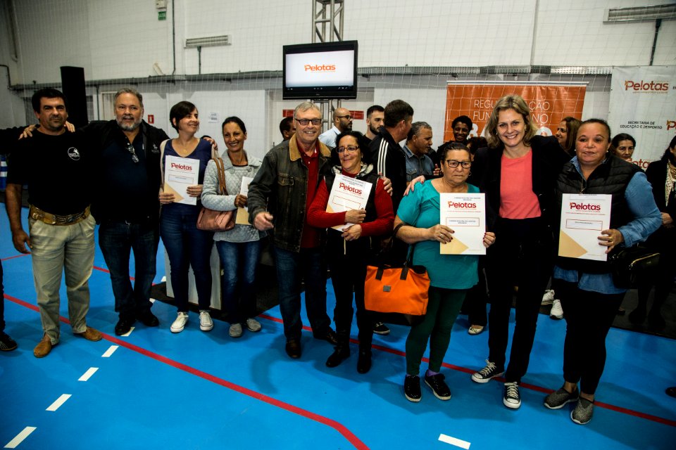 01.06.2019 - Entrega de contratos de regularização fundiária da Balsa - Foto: Gustavo Vara