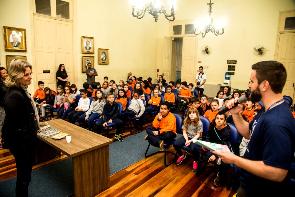 28.05.2019 - Prefeita Paula Mascarenhas recebe a visita dos alunos do 4º ano da Escola São Francisco de Assis (Esfa) - Foto: Gustavo Vara