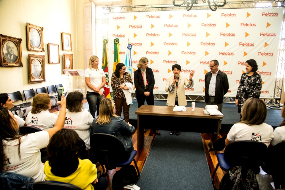 28.05.2019 - Prefeita Paula Mascarenhas na cerimônia de assinatura do termo de acordo e comprometimento com a idealizadora da metodologia ACT – programa para educar crianças em ambientes seguros - Foto: Gustavo Vara