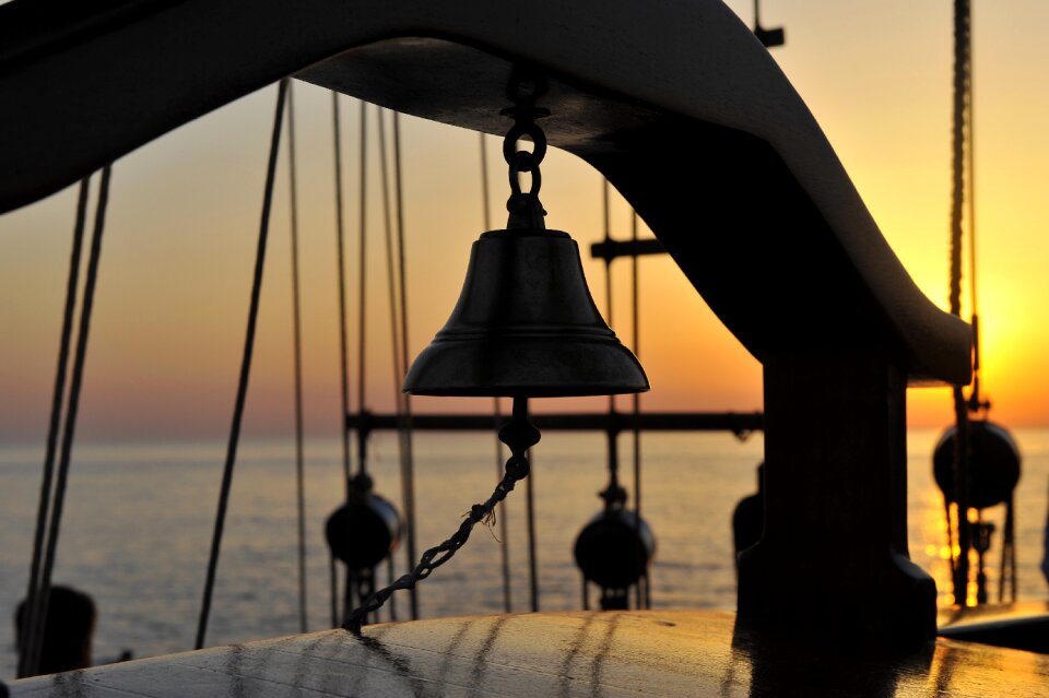 Sea sunset boat