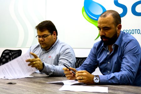 27.05.2019 - Assinatura de convênio entre Sanep e Sinduscon. Fotos - Lucas Pereira