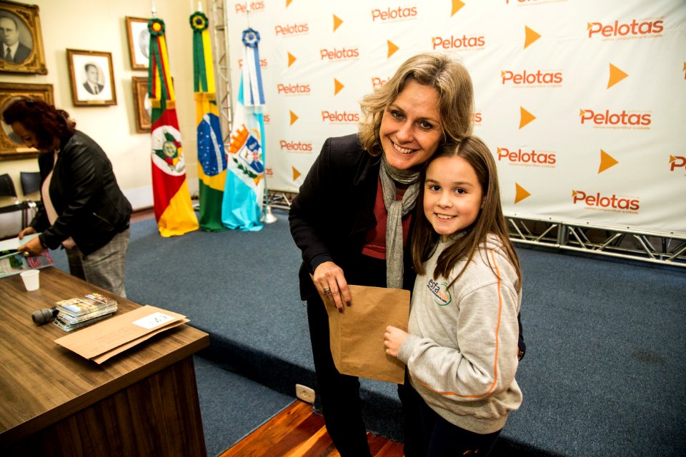 28.05.2019 - Prefeita Paula Mascarenhas recebe a visita dos alunos do 4º ano da Escola São Francisco de Assis (Esfa) - Foto: Gustavo Vara