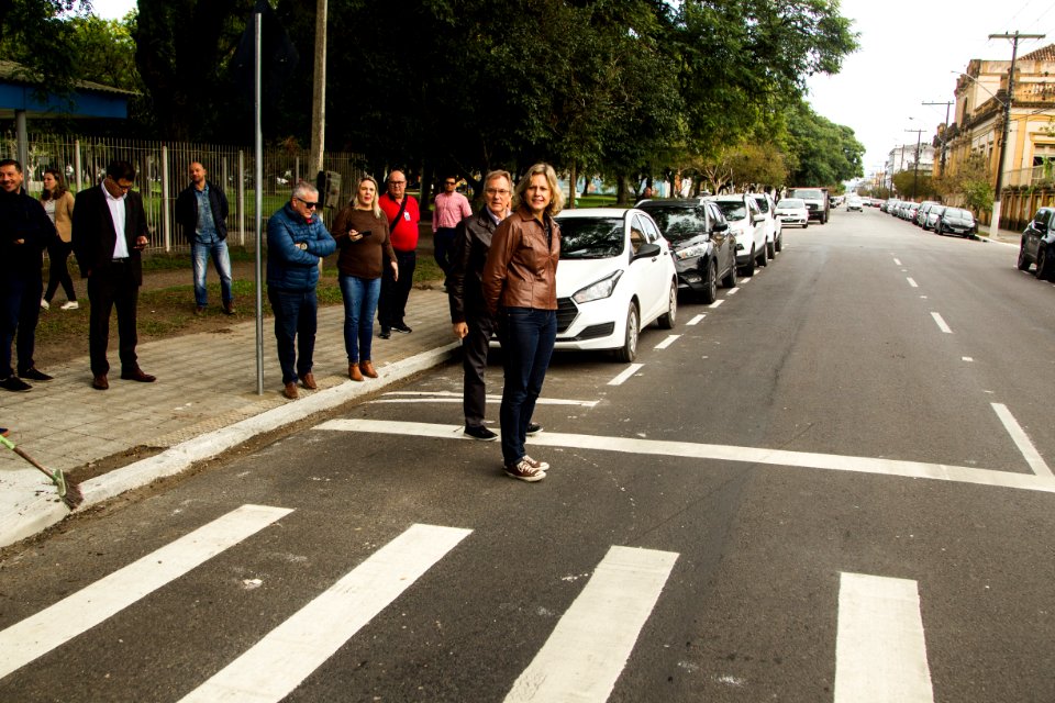 24.05.2019 - Prefeita Paula Mascarenhas e o vice Idemar Barz realizam a caminhada de entrega das obras da avenida São Jorge e rua Doutor Amarante - Foto: Gustavo Vara