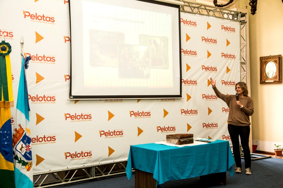 14.05.2019 - Abertura da cápsula do tempo da Miss Yolanda Pereira (23)
