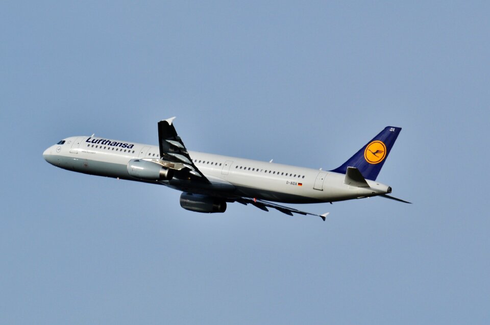 Flying departure passenger aircraft