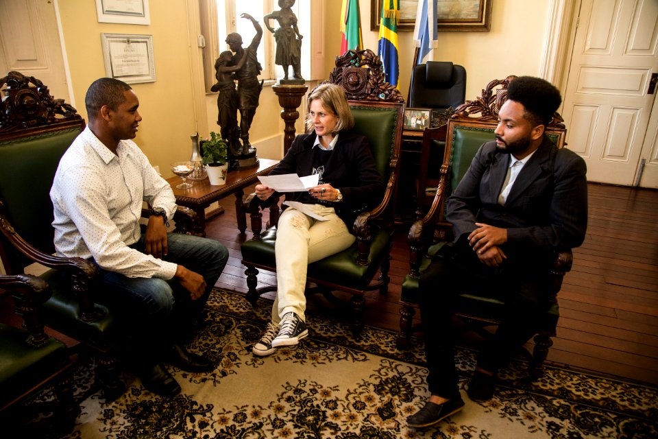 15.05.2019 - Prefeita Paula Mascarenhas recebe convite para ação solidária - Foto: Gustavo Vara