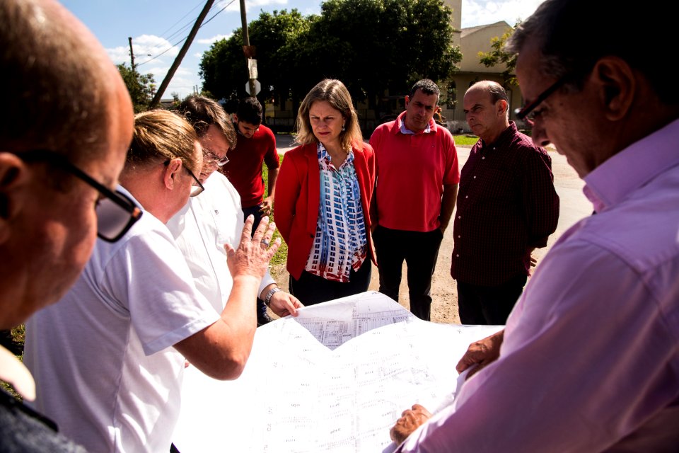 08.04.2019 - Prefeita Paula Mascarenhas acompanha mutirão no Sítio Floresta - Foto: Gustavo Vara