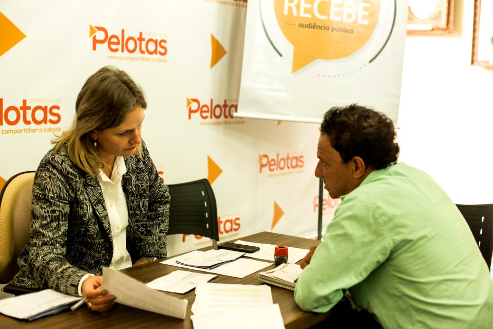 25.04.2019 - Prefeita Paula Mascarenhas durante edição do Prefeita Recebe, no Salão Nobre do Paço Municipal - Foto: Gustavo Vara