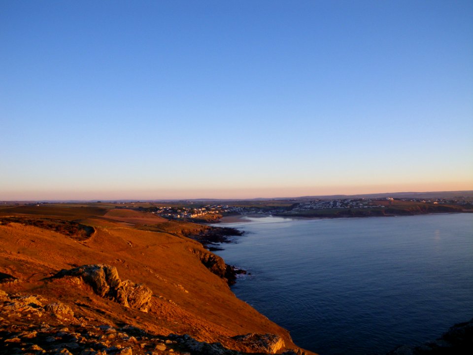 Loooking  back at Polzeath