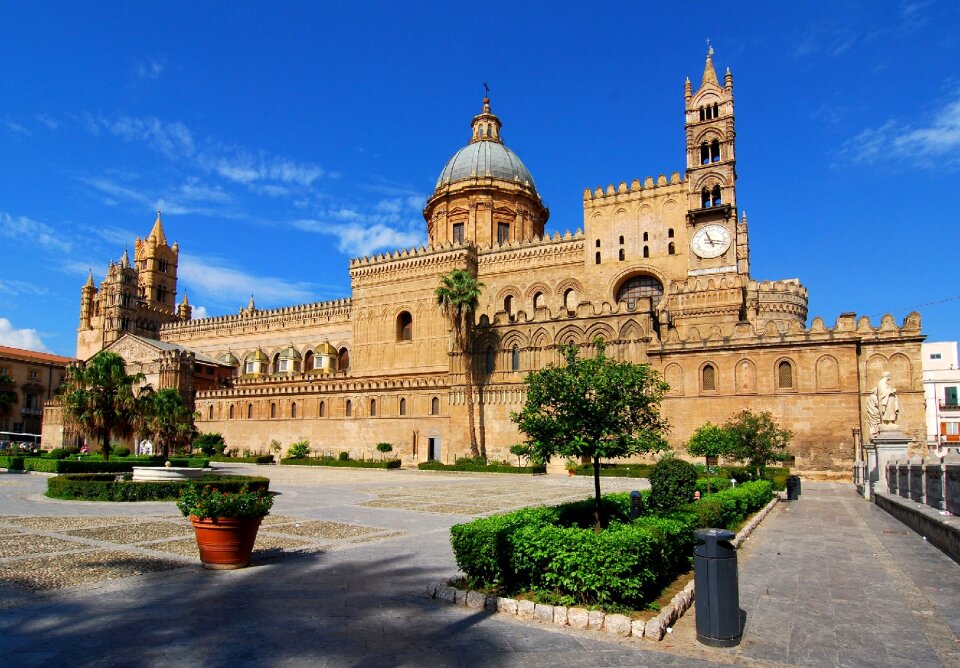 Palermo sicily monument