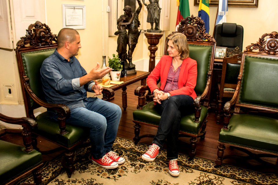 21.05.2019 - Prefeita Paula Mascarenhas recebe visita cortesia do juiz Marcelo Cabral, diretor do Foro de Pelotas  - Foto: Gustavo Vara