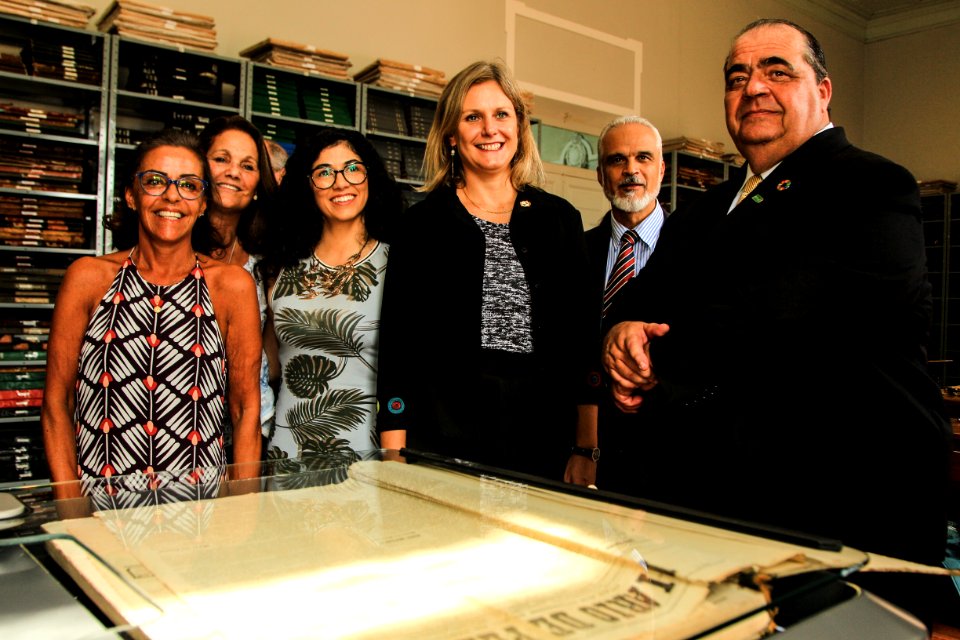 19.02.2019 - Prefeita Paula Mascarenhas participa da entrega do scanner planetário para digitalização do acervo da Bibliotheca Pública Pelotense - Foto: Gustavo Vara