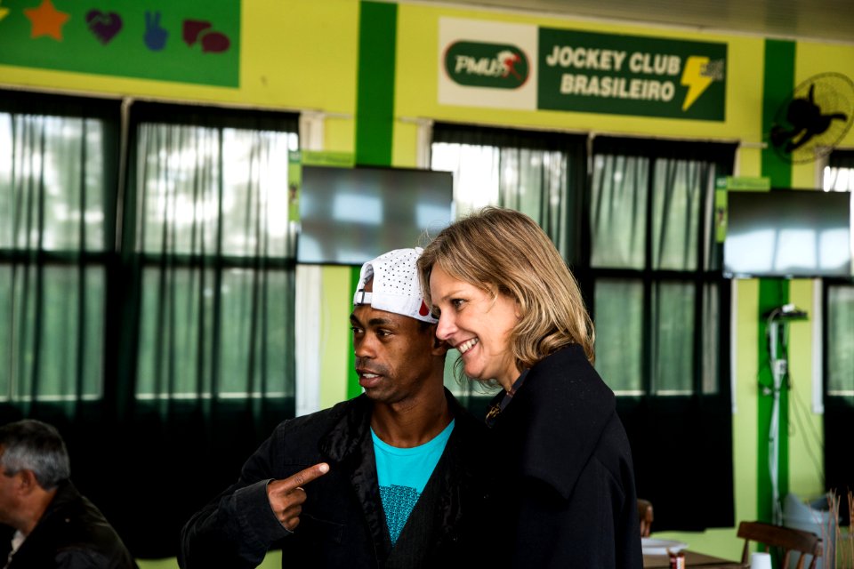17.05.2019 - Prefeita Paula Mascarenhas participa do almoço de confraternização dos apenados do MOP com a presença de familiares - Foto: Gustavo Vara