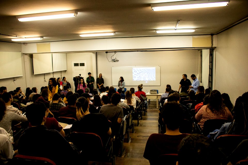 06.05.2019 - Seminário sobre Fake News com a jornalista Tais Seibit - Foto Michel Corvello