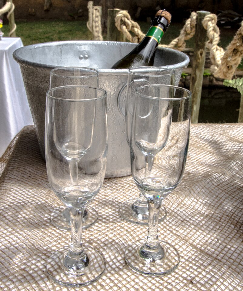 Champagne bowl marriage